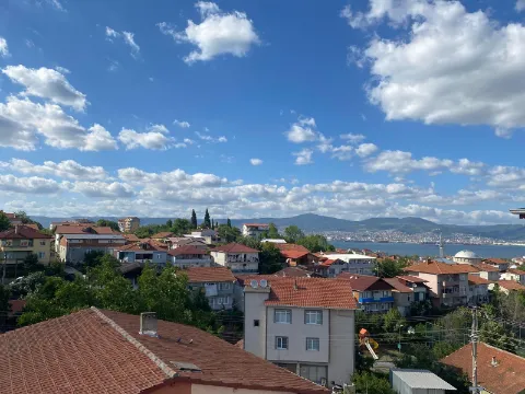 GÖLCÜK PİYALEPAŞADA DENİZ MANZARALI 3+1 DUBLEKS DAİRE - GÖLCÜK